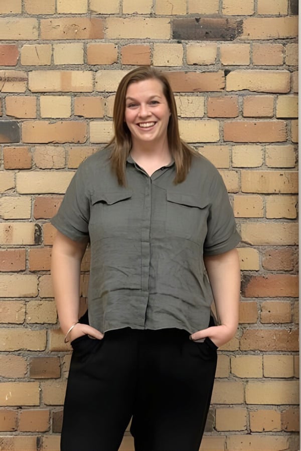 Team_Photo_300x450px (3)